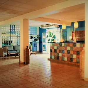 Ayamontino Hotel